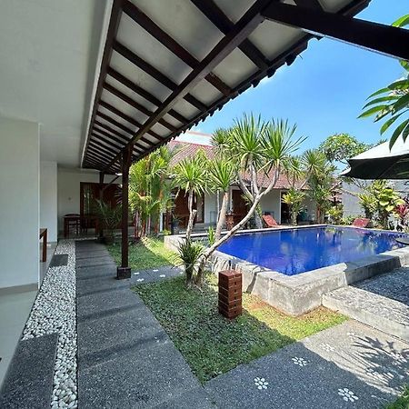 Pererenan Nengah Guest House Canggu Екстер'єр фото
