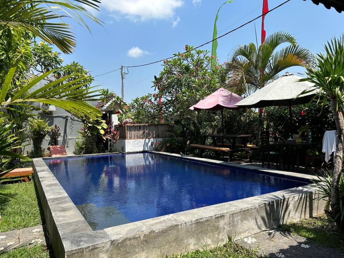 Pererenan Nengah Guest House Canggu Екстер'єр фото