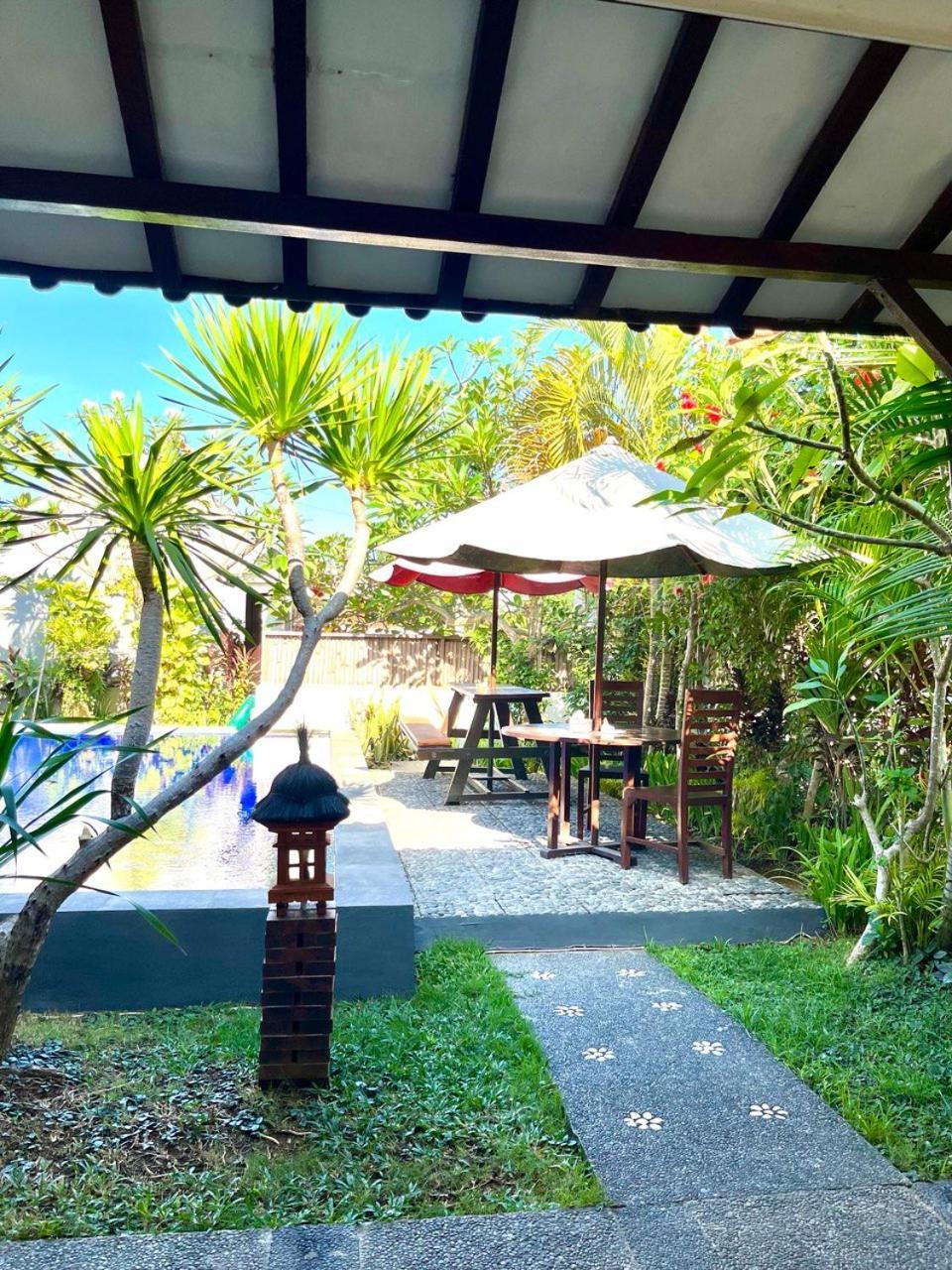Pererenan Nengah Guest House Canggu Екстер'єр фото