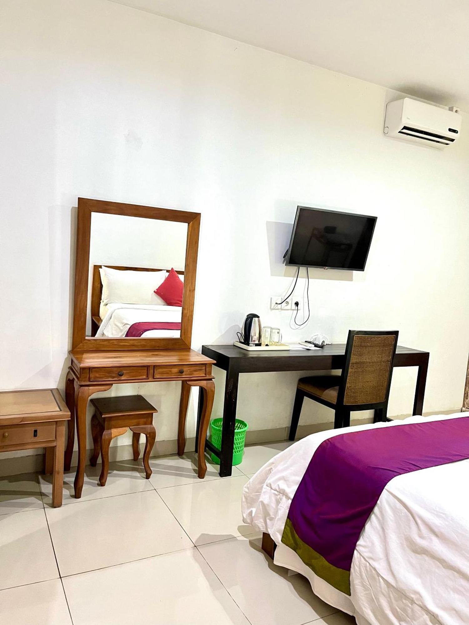 Pererenan Nengah Guest House Canggu Екстер'єр фото