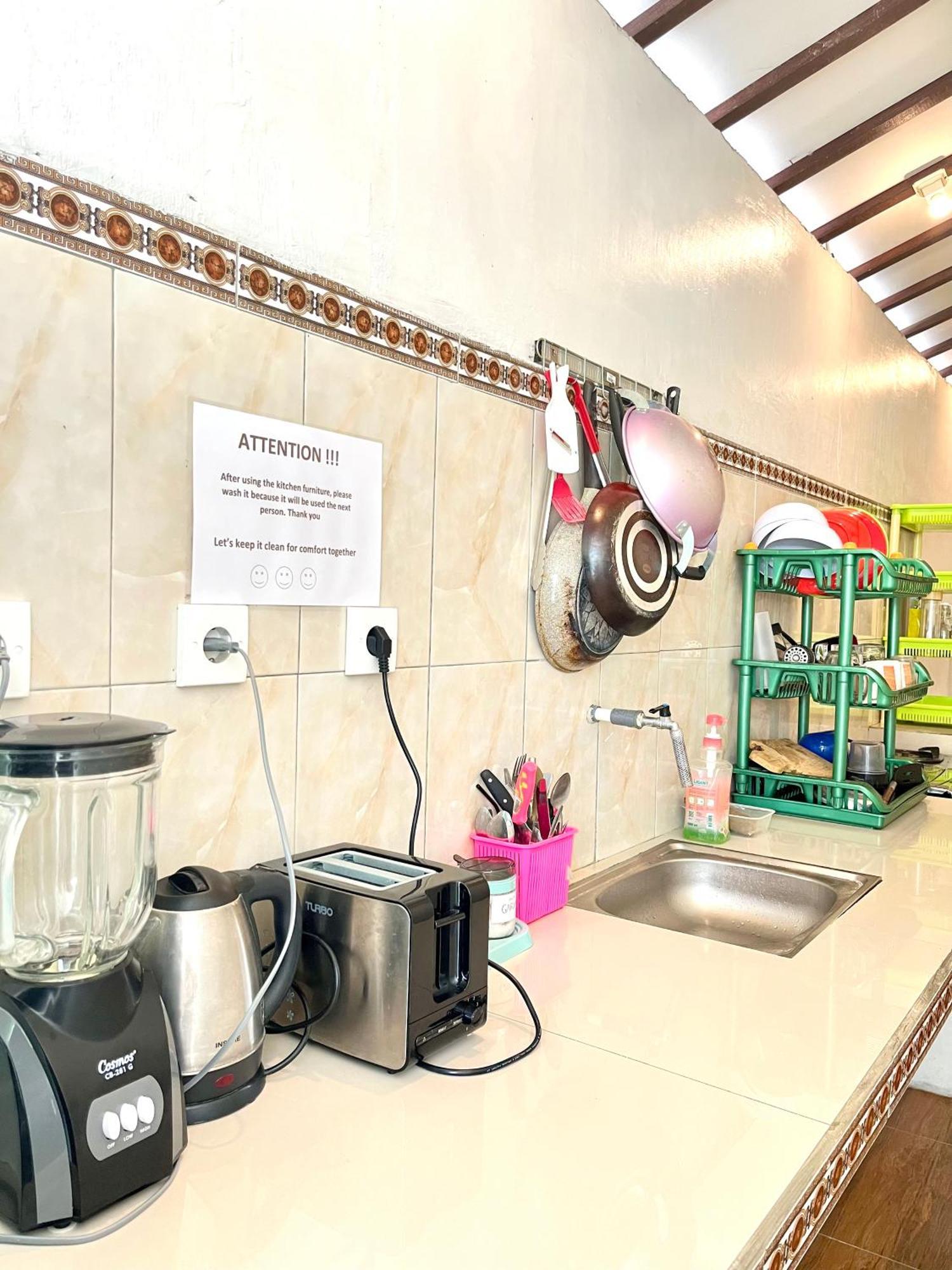 Pererenan Nengah Guest House Canggu Екстер'єр фото