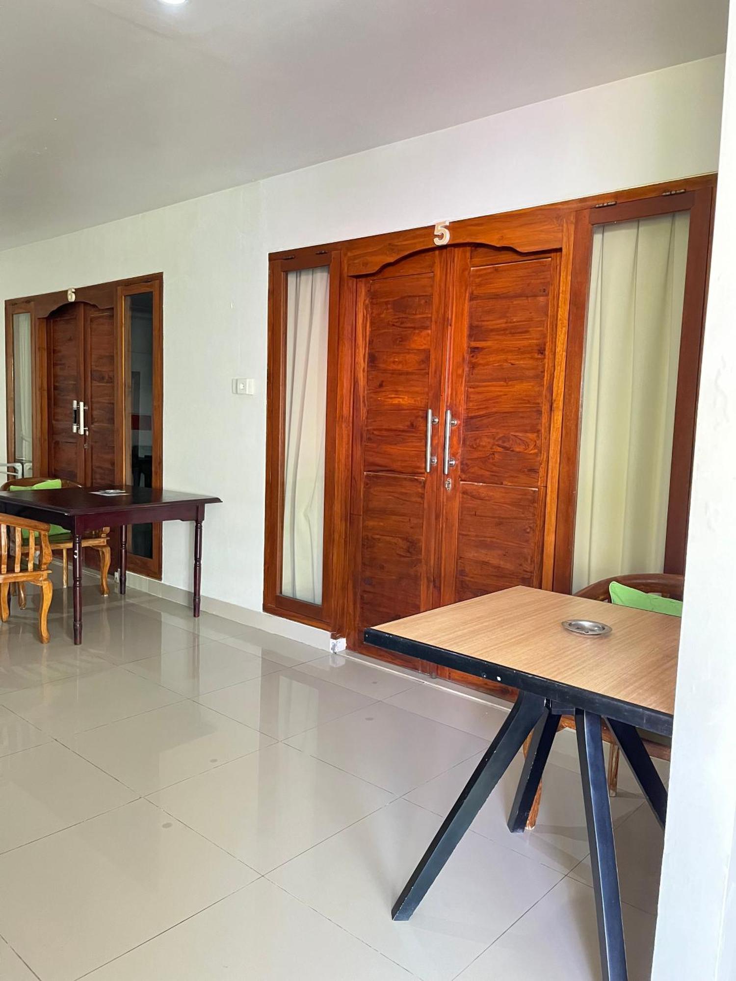 Pererenan Nengah Guest House Canggu Екстер'єр фото