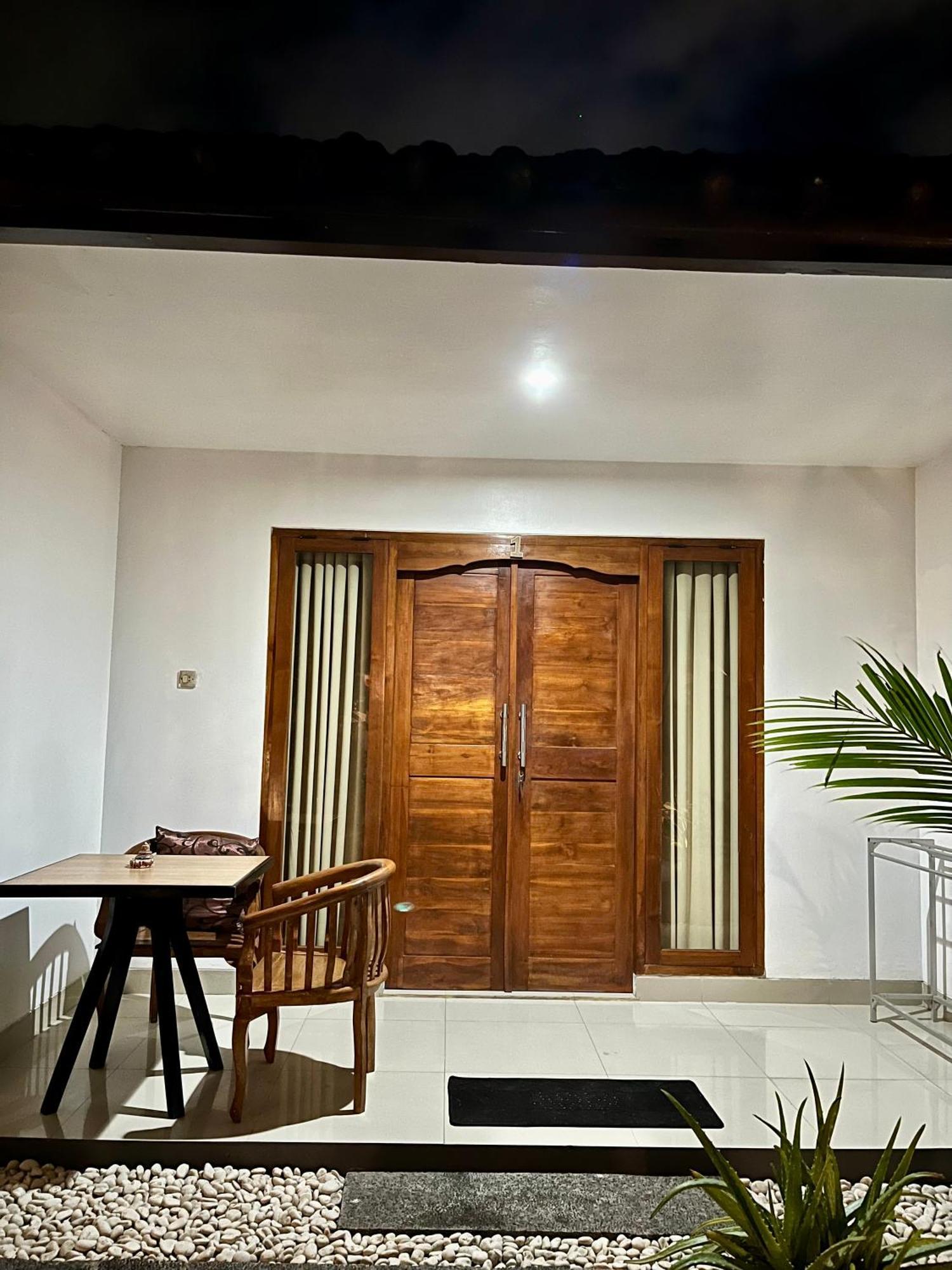 Pererenan Nengah Guest House Canggu Екстер'єр фото