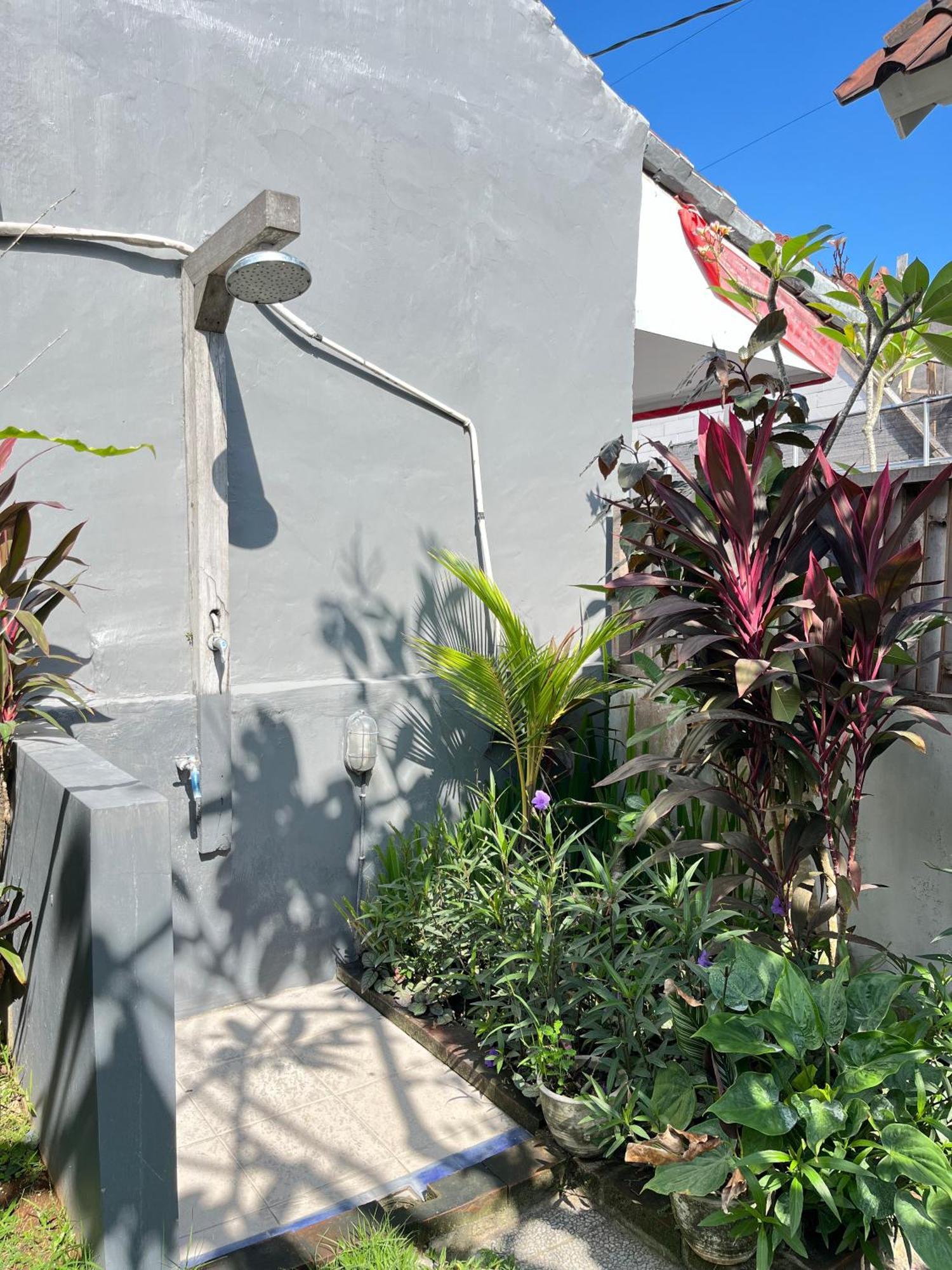 Pererenan Nengah Guest House Canggu Екстер'єр фото
